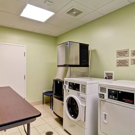 Springhill Suites Erie Kearsarge Экстерьер фото