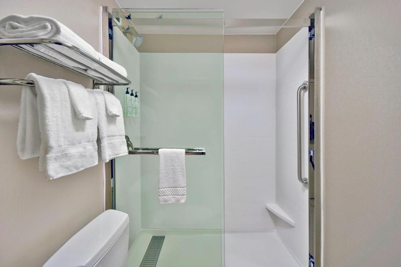 Springhill Suites Erie Kearsarge Экстерьер фото