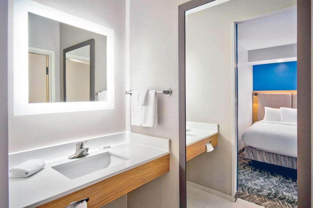 Springhill Suites Erie Kearsarge Экстерьер фото