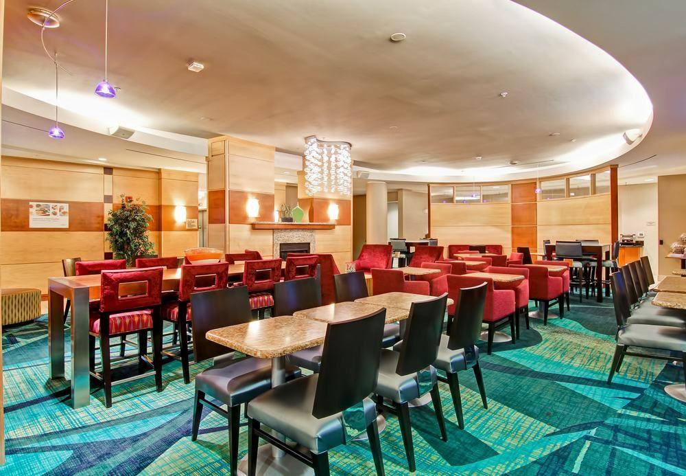 Springhill Suites Erie Kearsarge Экстерьер фото