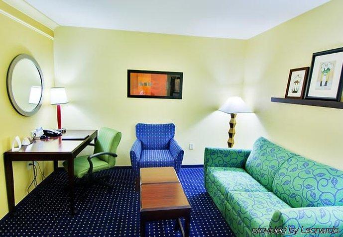 Springhill Suites Erie Kearsarge Номер фото