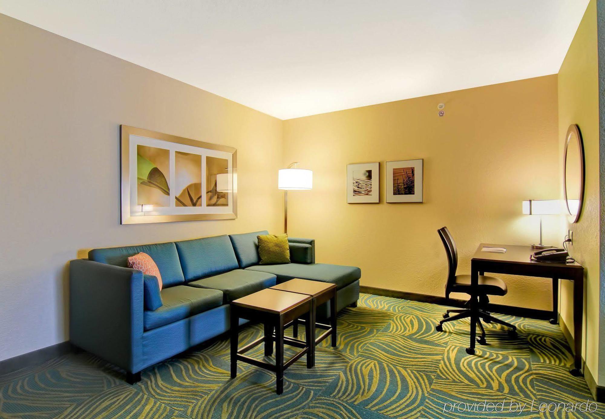 Springhill Suites Erie Kearsarge Экстерьер фото